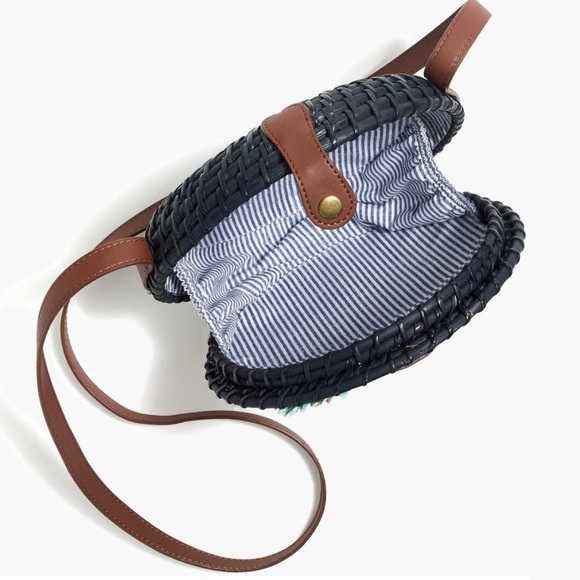 J Crew Black Straw floral circle crossbody bag NWT - Picture 2 of 3